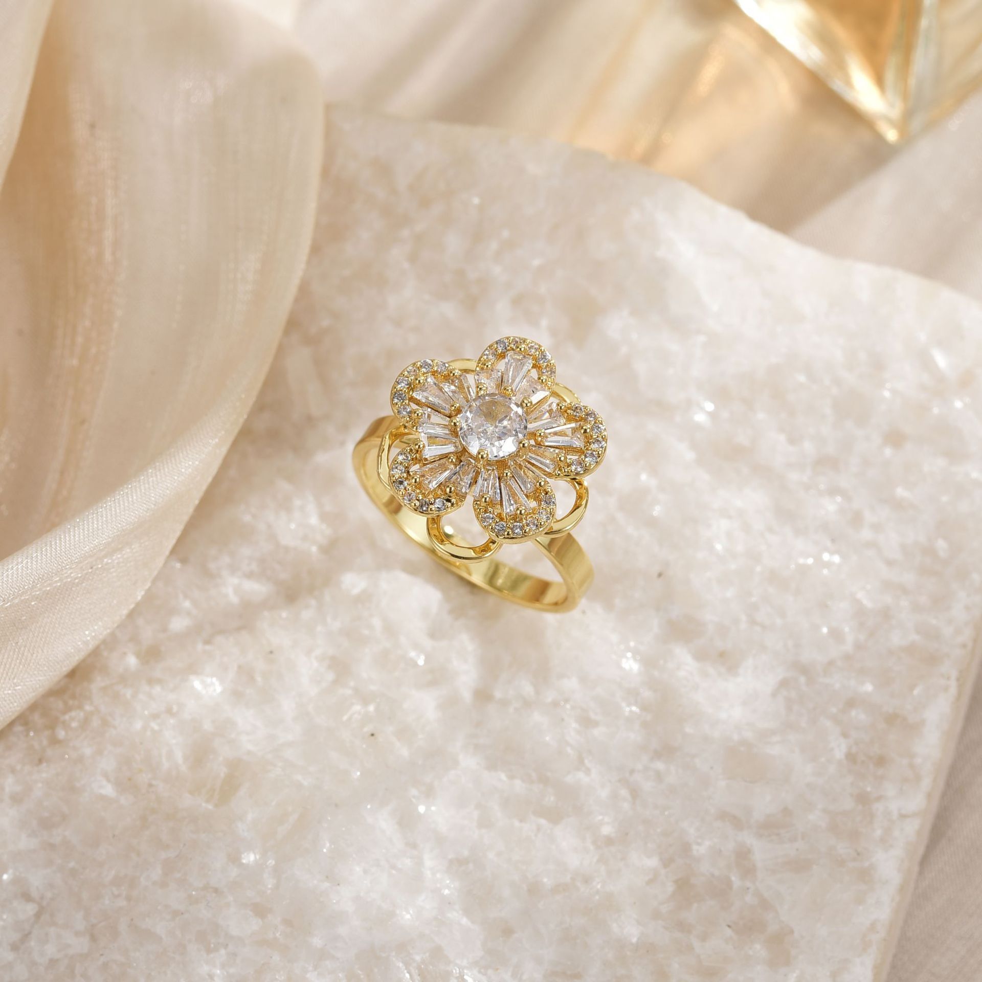 Temperament Wild Affordable Luxury Copper Plating 18K Gold Ring