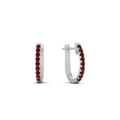 Round Cut 0.25 Ct Diamond Hoop Earrings