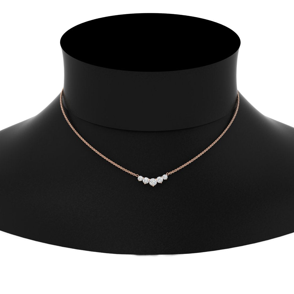 0.75 Carat Graduating Round Diamond Pendant