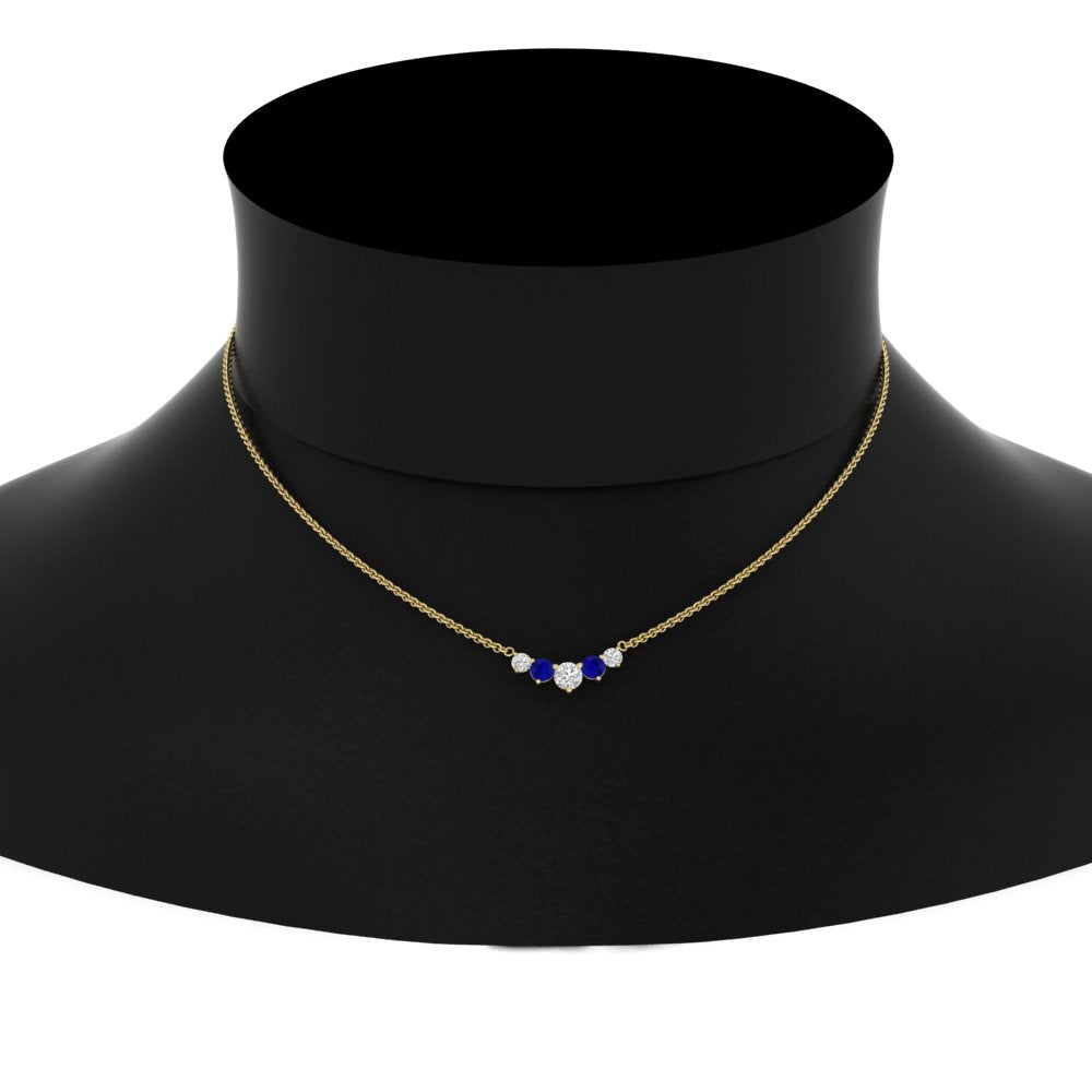 0.75 Carat Graduating Round Diamond Pendant