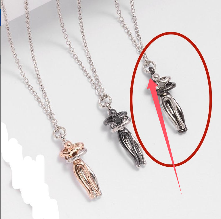 Couple Hug Necklace Romantic Men And Women