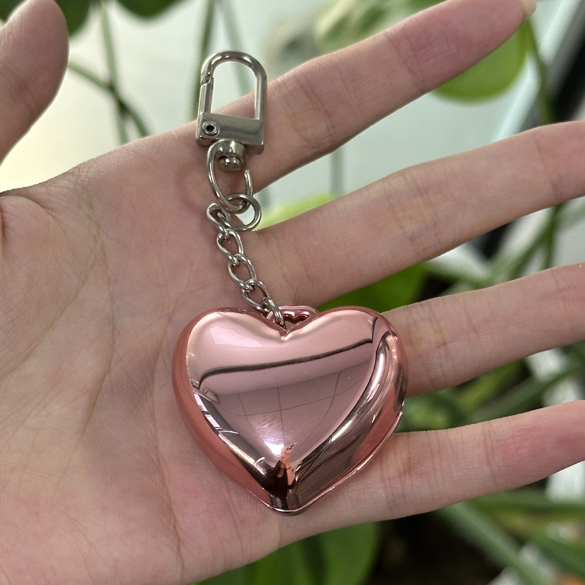 Makeup Blue White Heart Shape Key Chain New