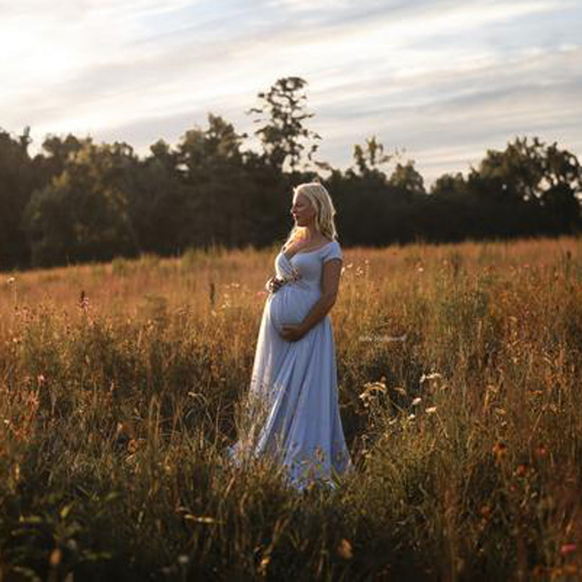 Women's Spinning Pregnant Floating Tail Sleeve Long Dresses
