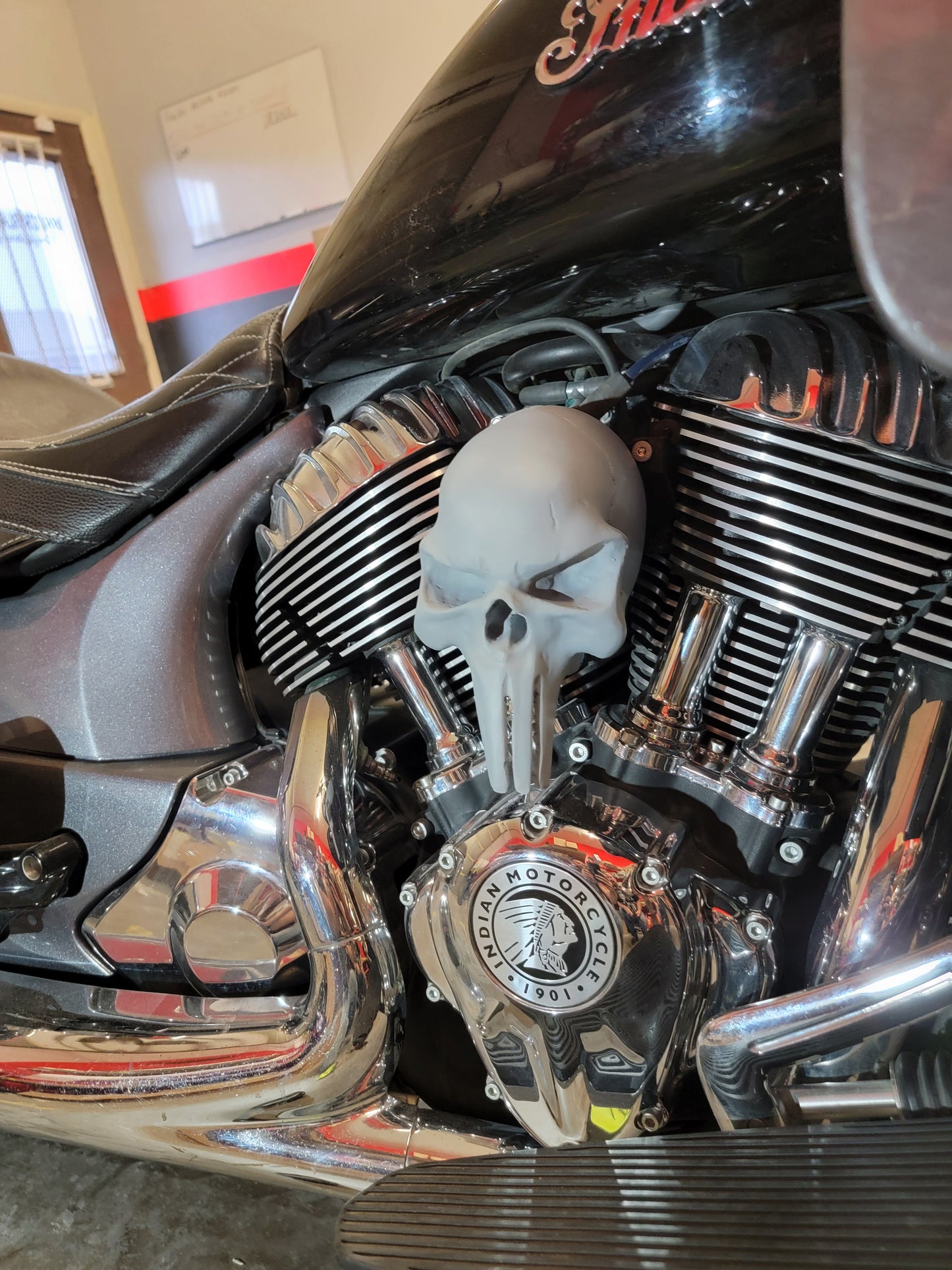 3D Punisher skull horn cover