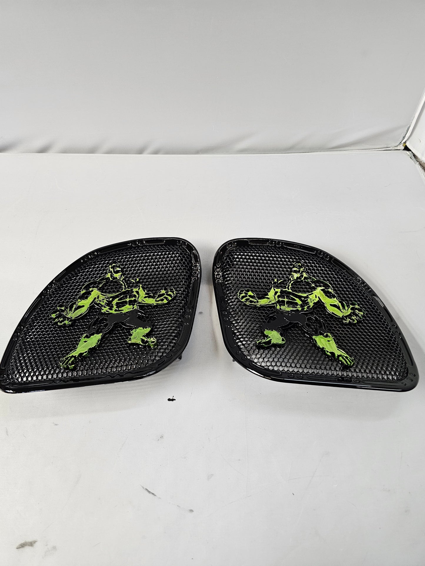 98-2024+ Road Glide 3D Hulk speakers grill covers set