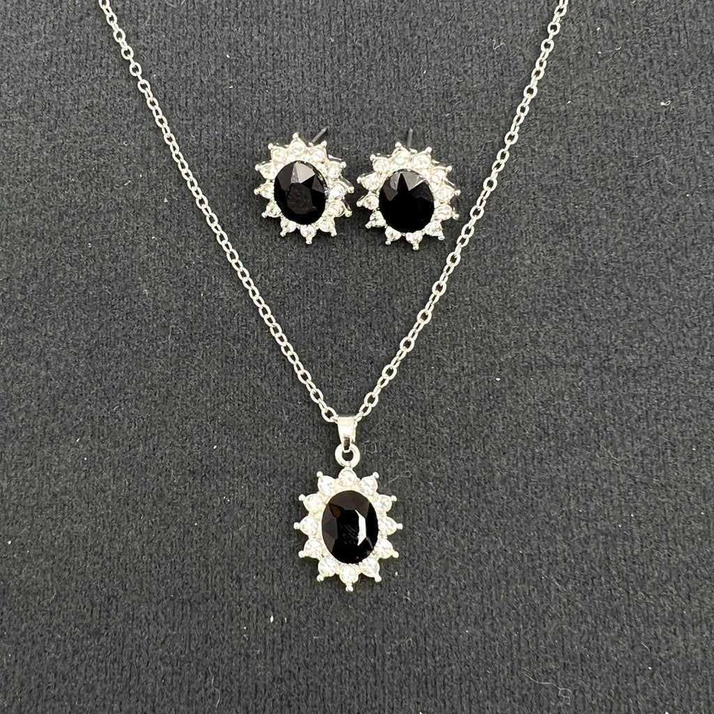 European And American Fashion SUNFLOWER Zircon Ear Stud Necklace Suit
