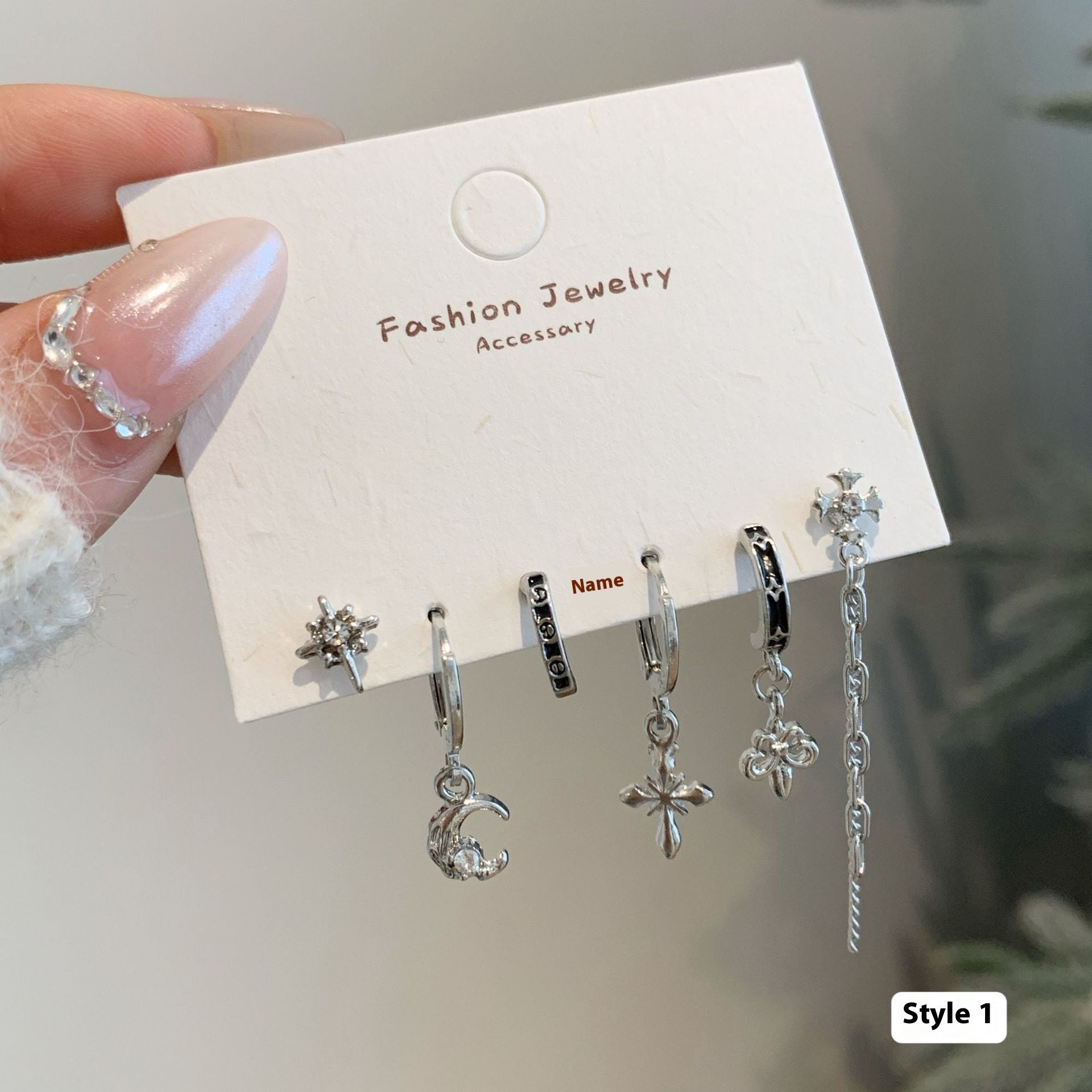 Minimalist Personality Love Butterfly Ear Clip Suit Female