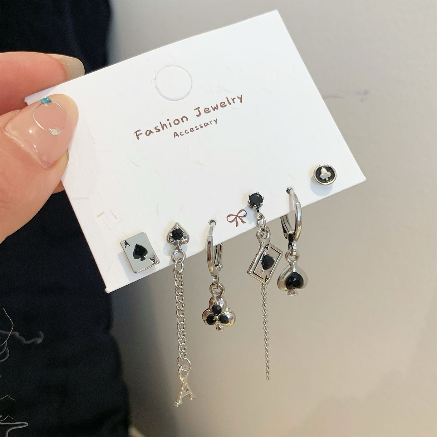 Minimalist Personality Love Butterfly Ear Clip Suit Female