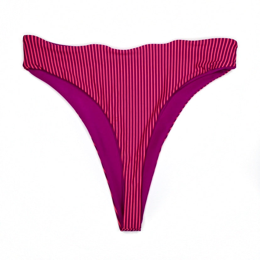 Dragonfruit & Pitaya Illusion FOLLY Bottom