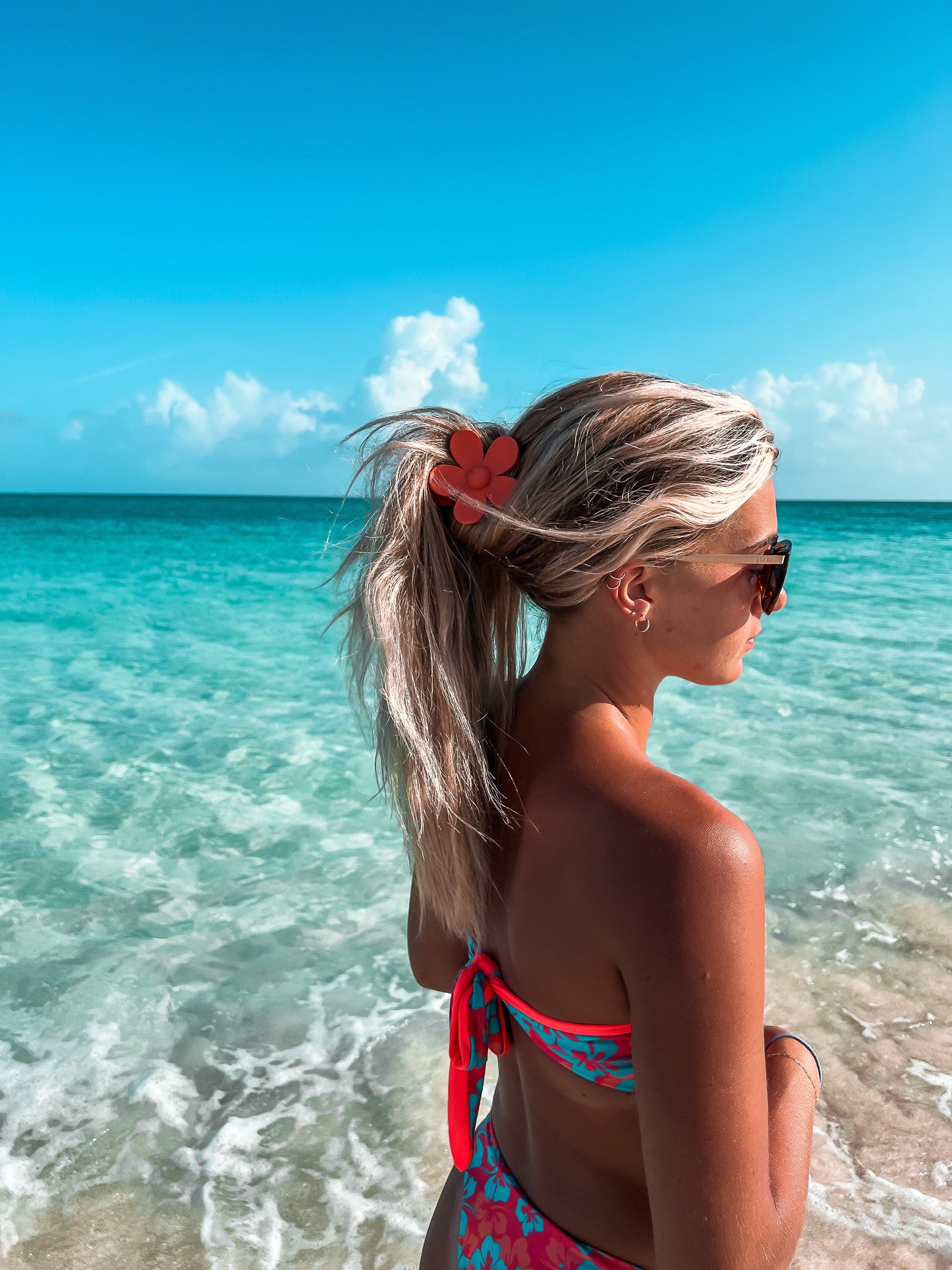 Hawaiian Hibiscus & Bright Coral SEASTAR Top