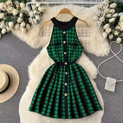 Women's Hot Sleeveless Large Swing Waist Classic Dresses