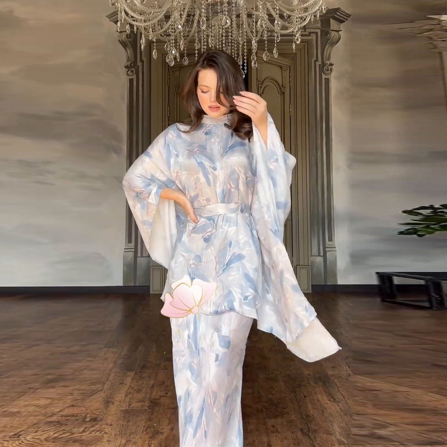 Women's French Fashion High Sense Casual Two-piece Clothing