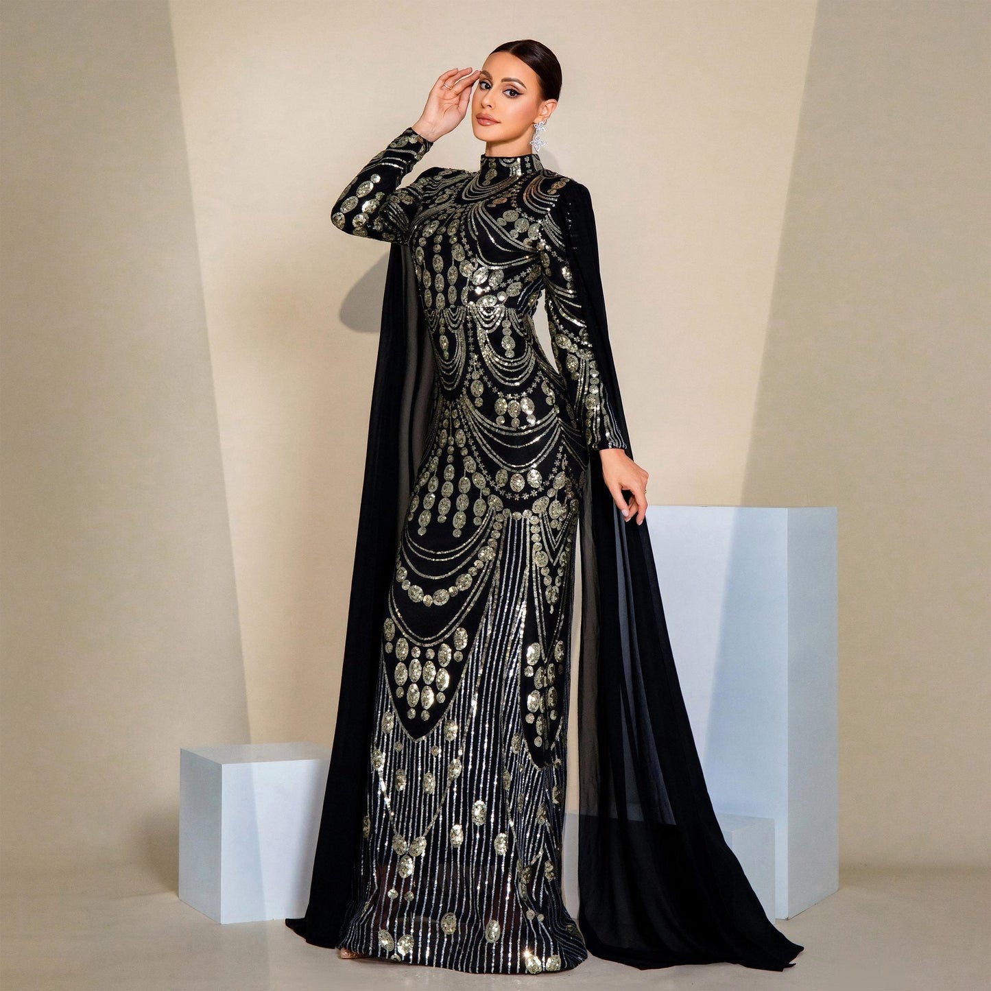 Women's Temperament Sexy Long Sequined Sleeve Round Dresses