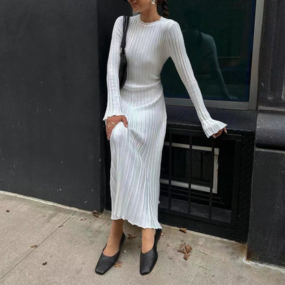 Women's Sleeve Round Neck Sunken Stripe Knitted Dresses