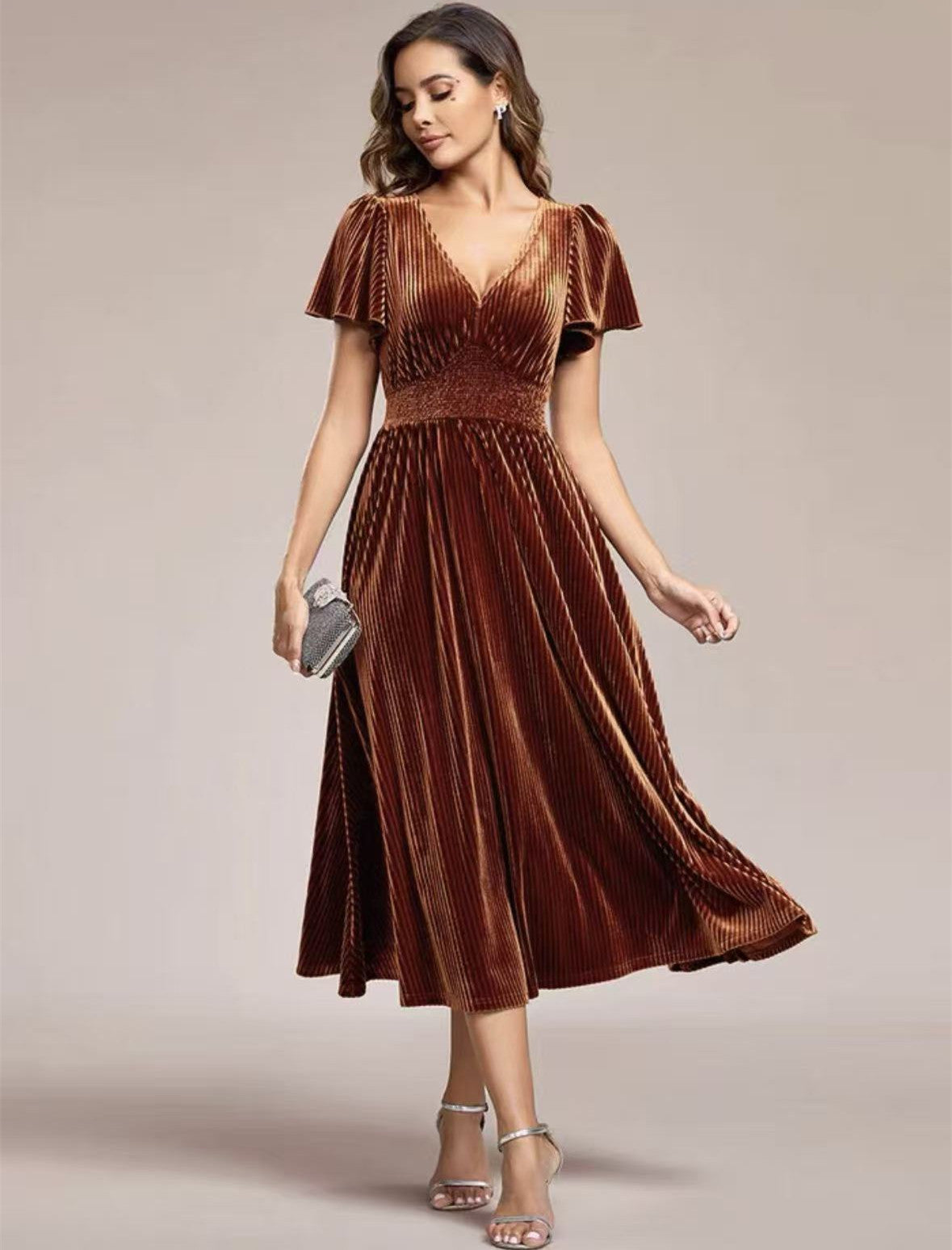 Women's Large Hem Long Dress Gold Veet Dresses