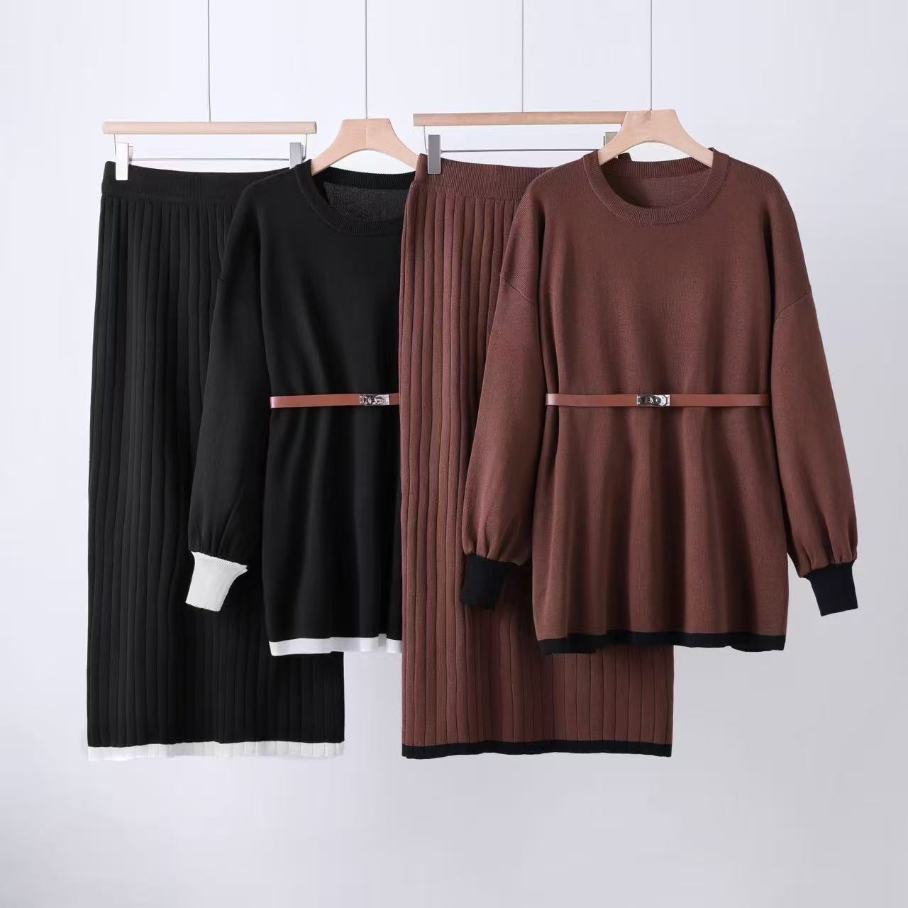 Knitted Solid Color Closing Belt Bishop Suits