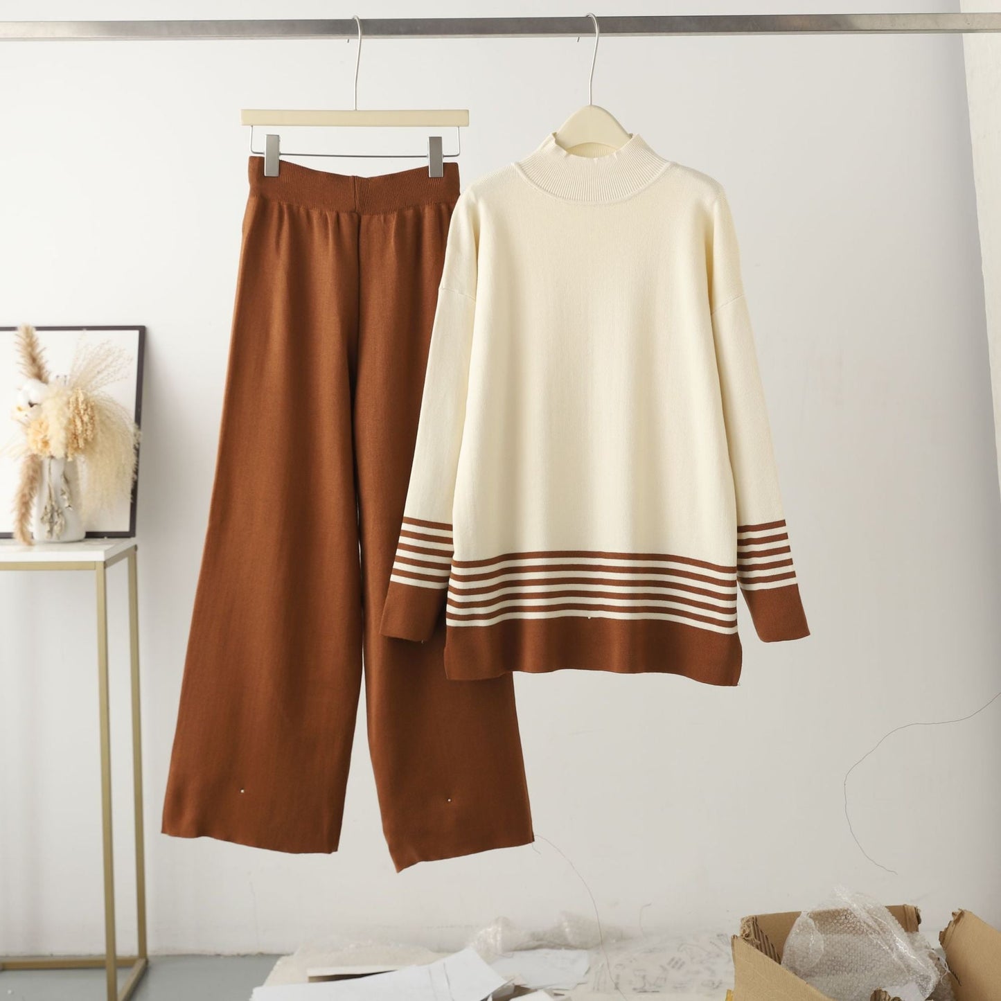 Women's Casual Fashion Set Fashionable Reducing Age Knitted Wide Suits