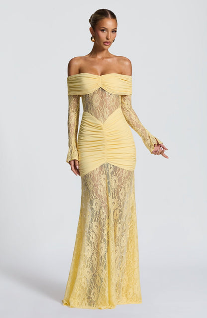 Women's Elegant Halter Lace Long Dress Fashion Dresses