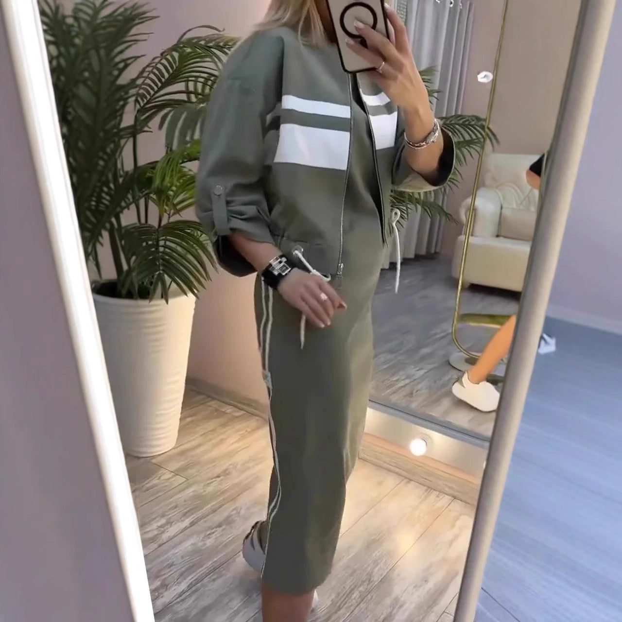 Women's Autumn Casual Zipper White Stripe Edge Suits