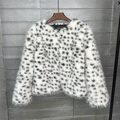 Women's Imitation Tuscan Fur Korean Black White Coats