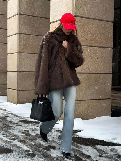 Women's Fake Fur Lapel Fashionable Warm Faux Coats