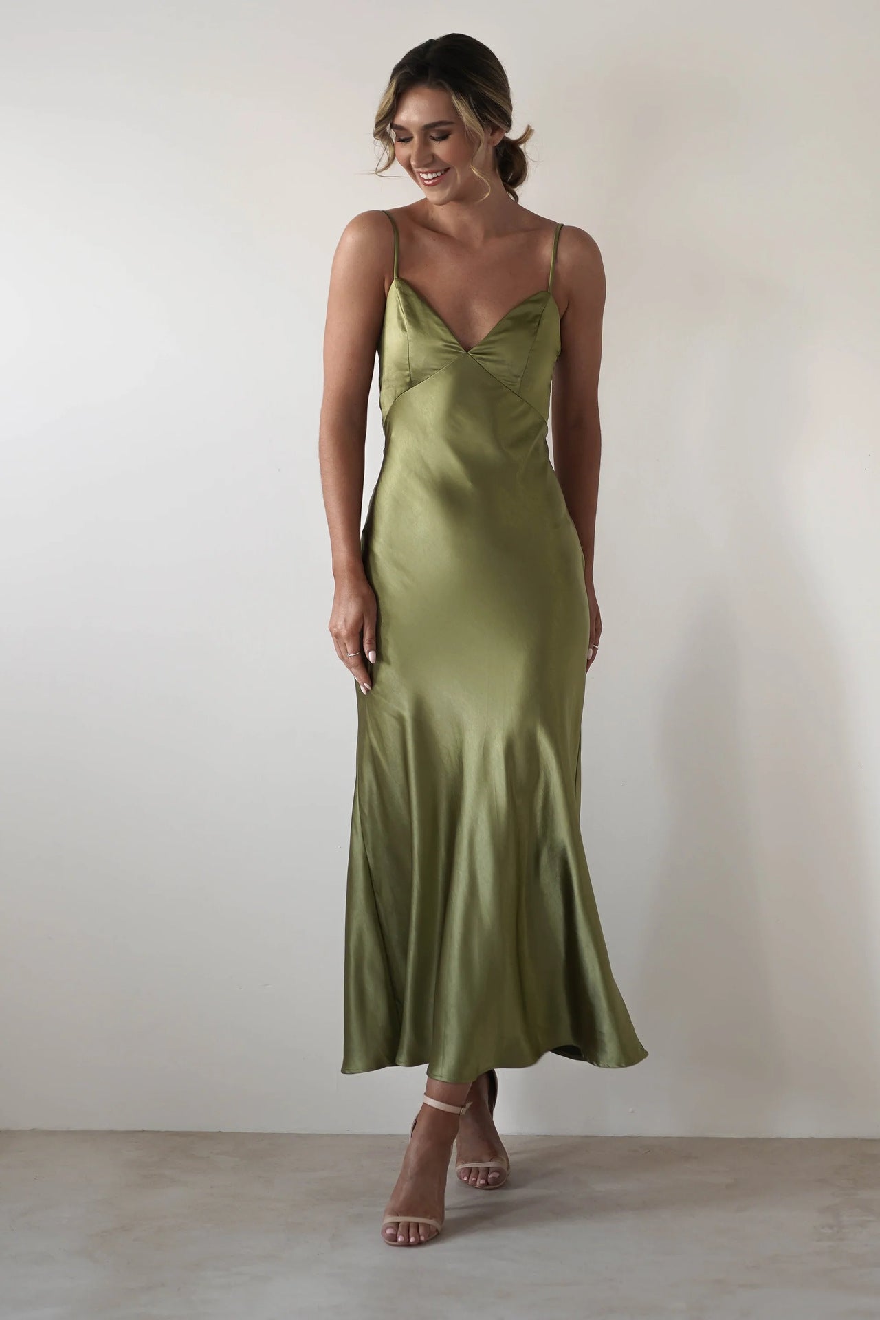 New Dress Strap Satin Fashion Backless Dresses