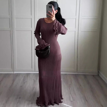 Women's Color Round Neck Long Sleeve Slim Fit Stringy Dresses