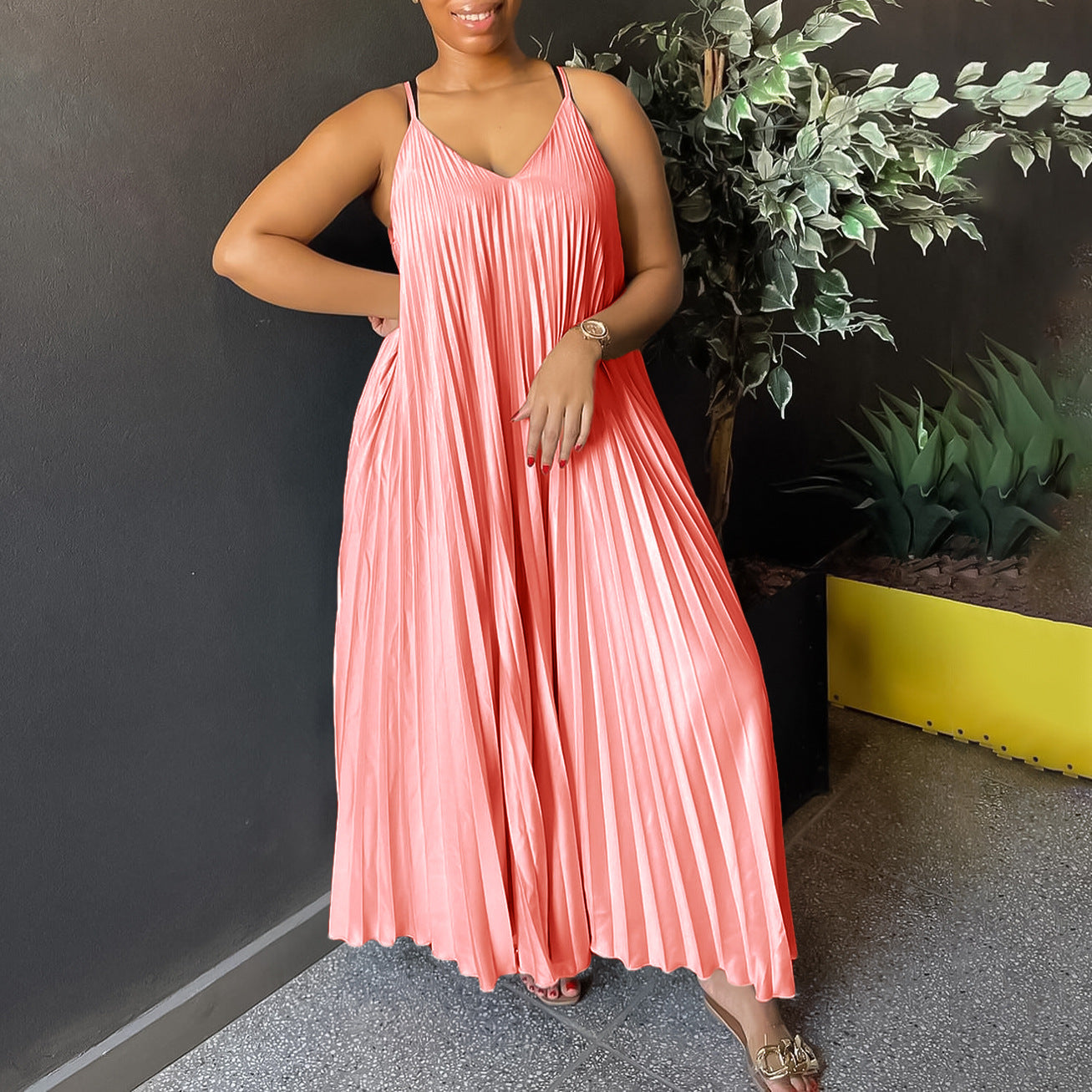 Women's Sling Pleated Sexy Fashion A- Line Dresses