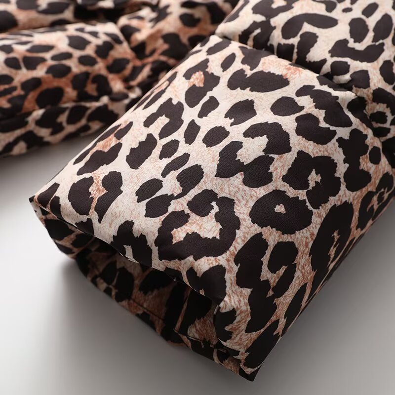 Women's Fashion Leopard Print Design Hooded Thickened Coats