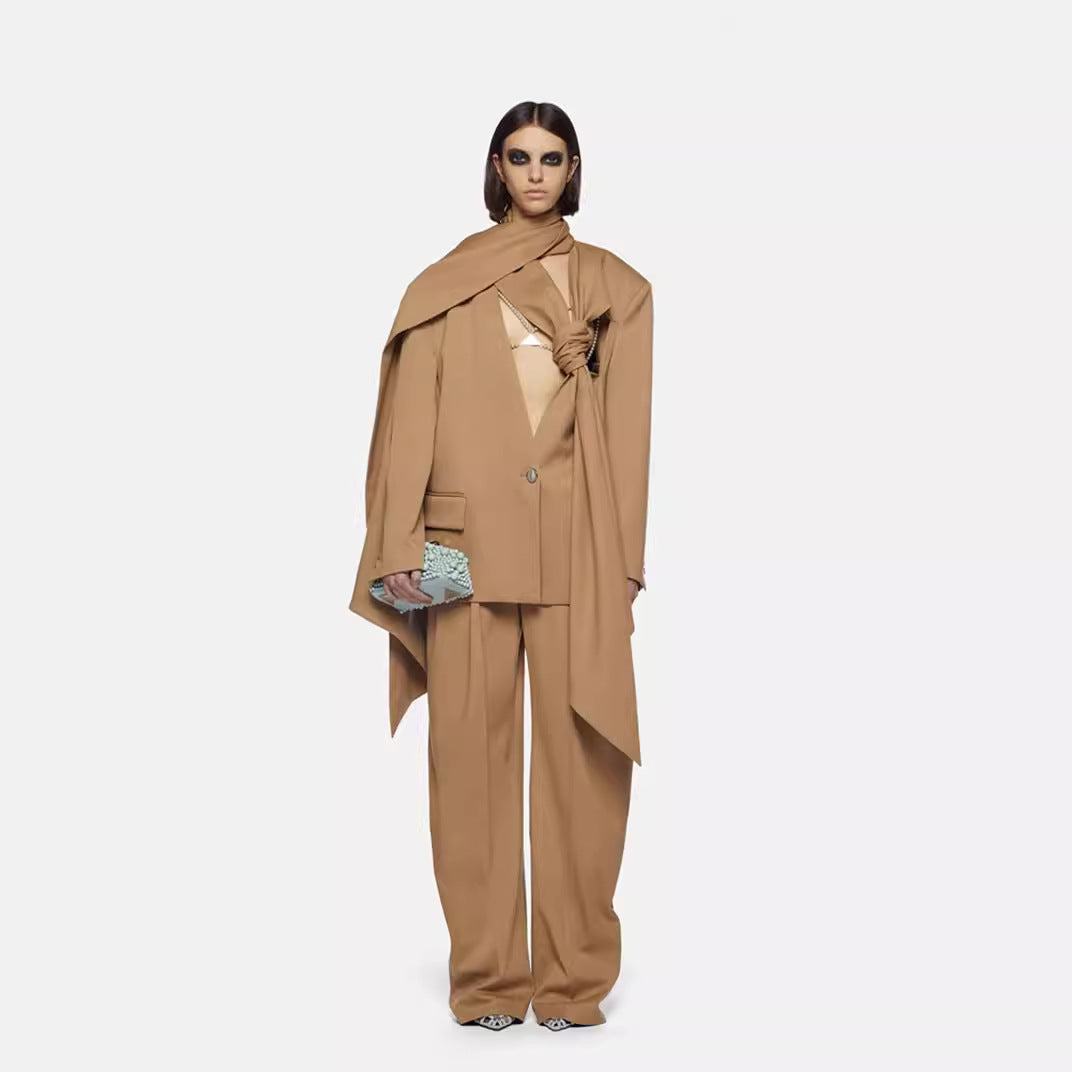 Women's Two-piece Spring Scarf Cut Profile High Suits