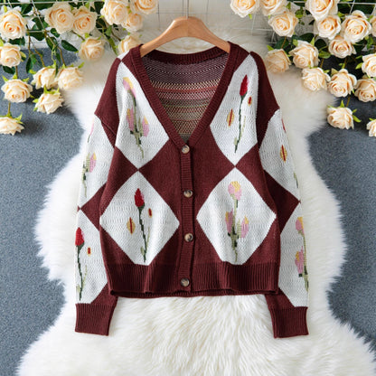 Women's Contrast Color Flower Jacquard Single-breasted Casual Sweaters