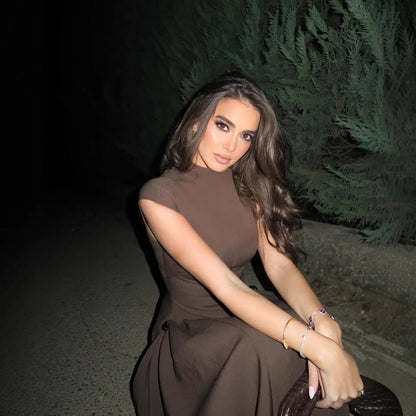 Women's High-grade Metal Button Symmetrical Pleated Sleeveless Dresses
