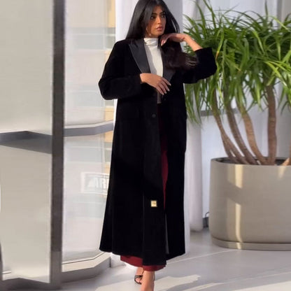 Designer Model Color Matching Graceful Fashionable Coats