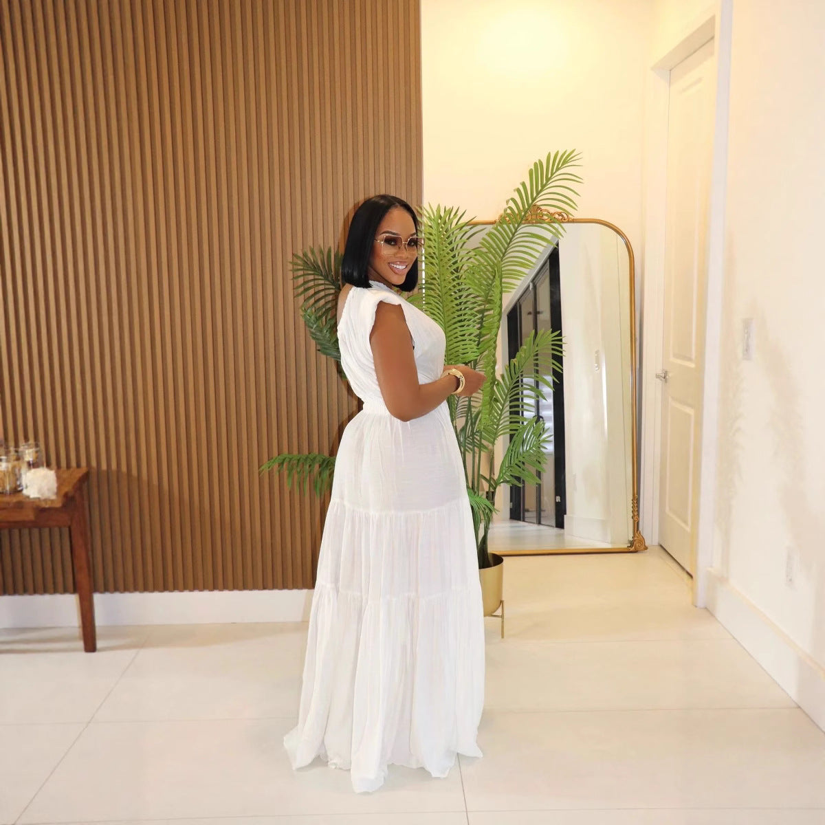 Women's Seaside Vacation Solid Color Shoulder Stitching Suits