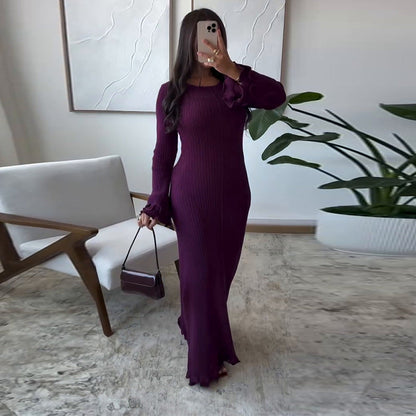 Women's Color Round Neck Long Sleeve Slim Fit Stringy Dresses