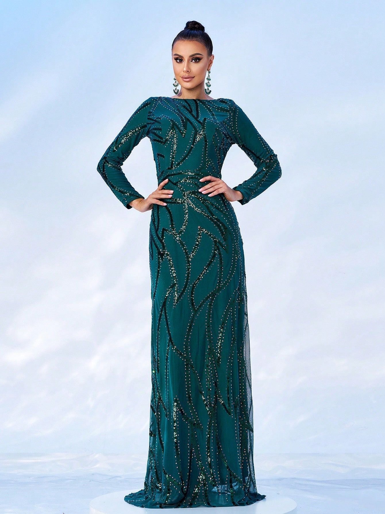 Women's Temperament Long Sleeve Round Neck Sexy Sequined Dresses