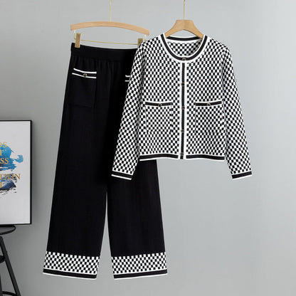 Women's Plaid Fashion Casual Knitted Two-piece Suits
