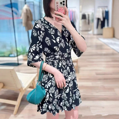 Women's Silhouette Floral Two-tone Rayon Printed Sleeve Dresses