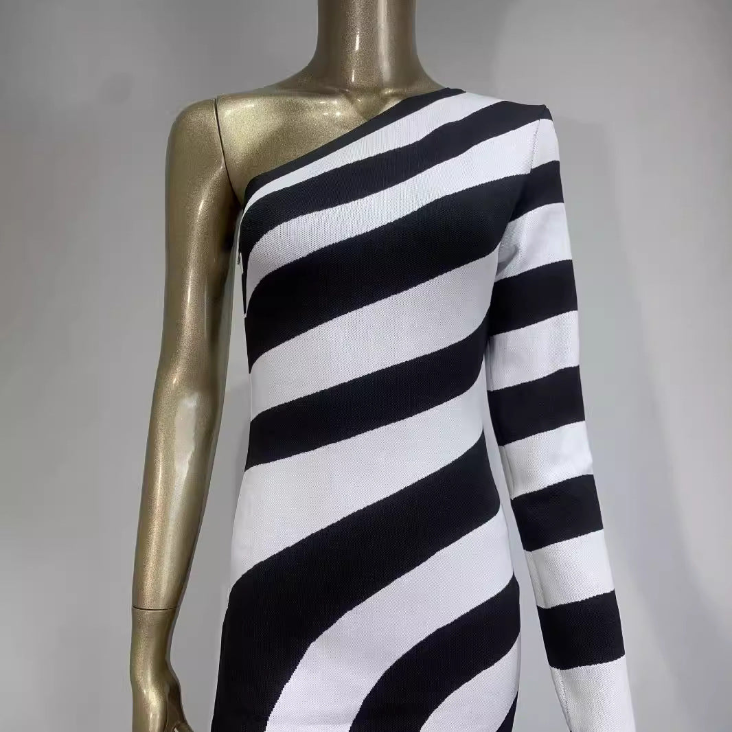 Leg Bandage One-piece Dress Banquet Party Dresses