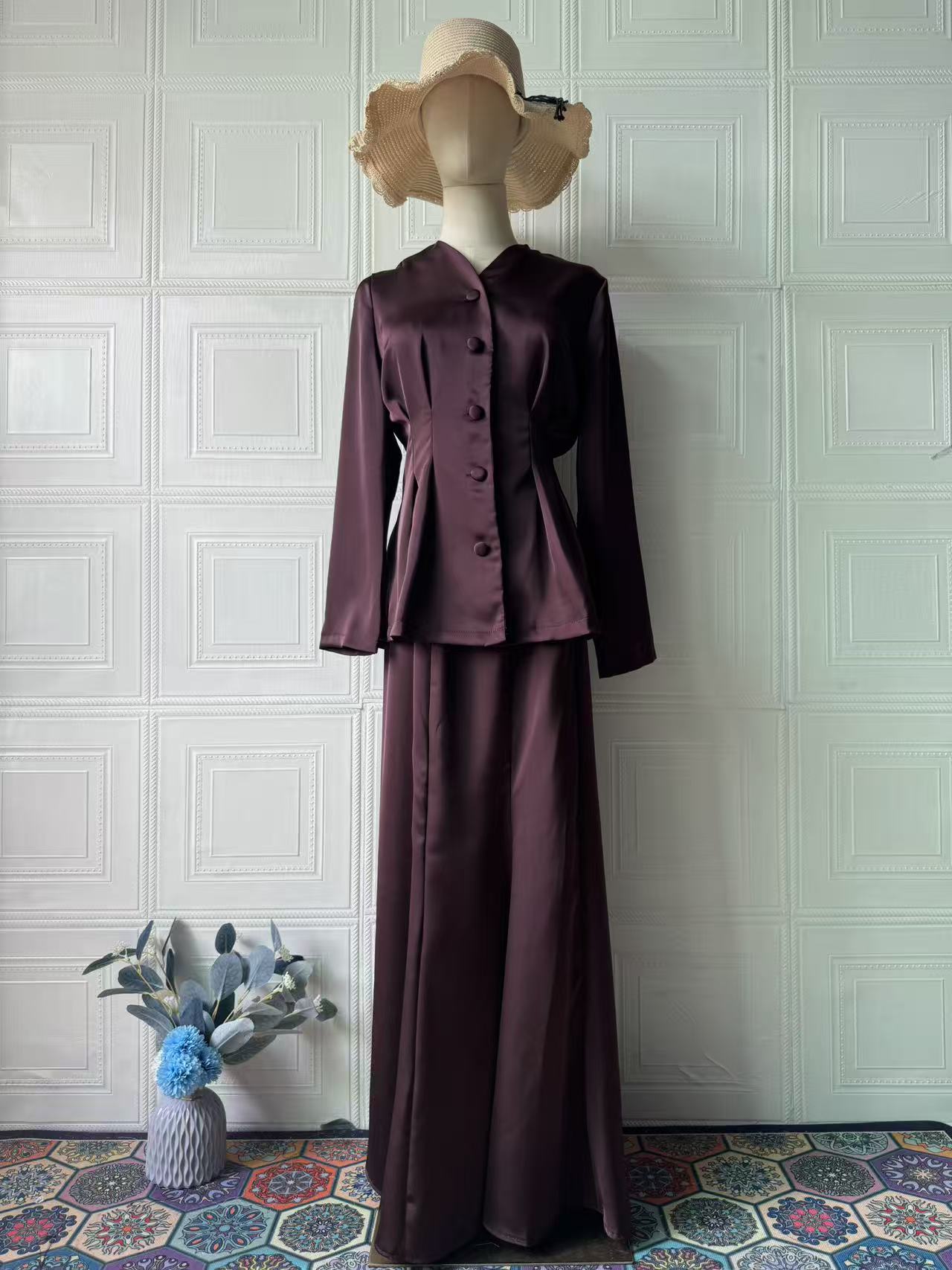 Women's Solid Color Long-sleeved Long Dress Graceful Suits