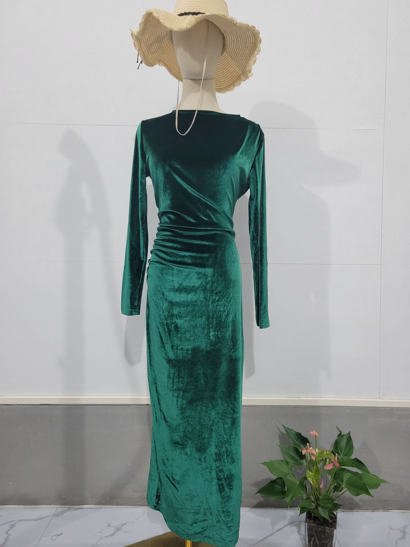 Women's Slim Fit Sexy Waist Trimming Irregular Dresses
