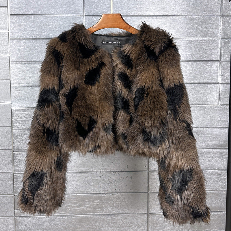 Women's Dyed Pointed Jacquard Faux Fox Imitation Coats