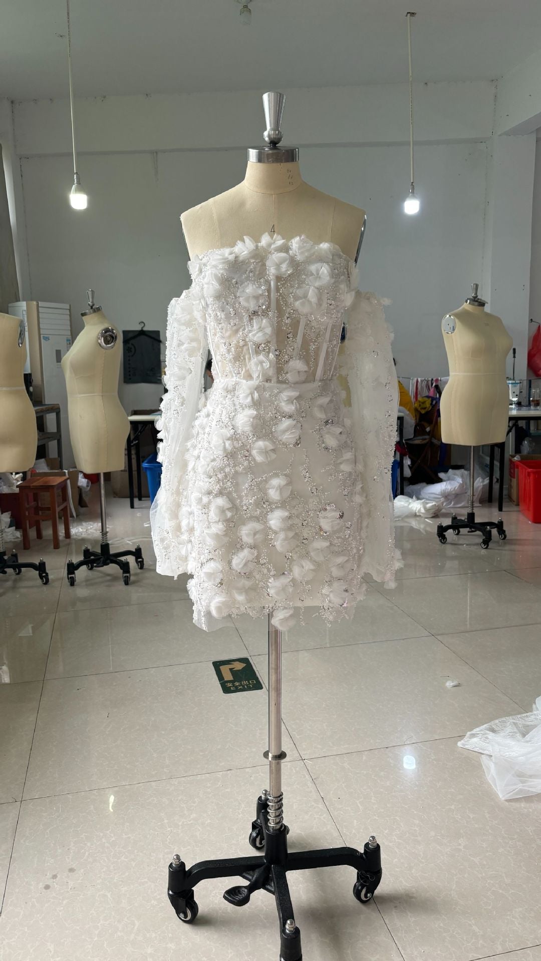 Women's Bride Marriage Engagement Dinner Temperament Long Sleeve Banquet Wedding Dresses