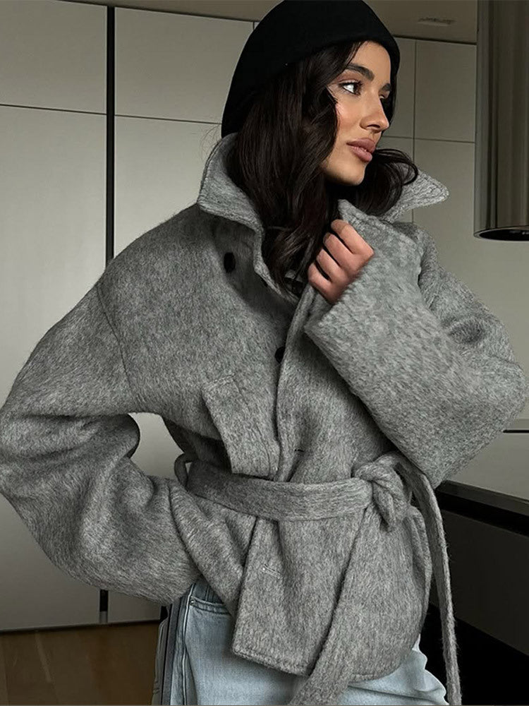 Women's Simple Solid Color Wide Shoulder Lapel Coats