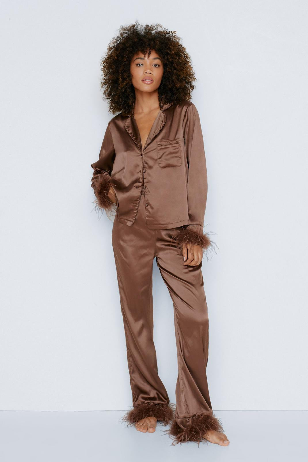Women's Pajamas Feather Decoration Style Casual Satin Suits