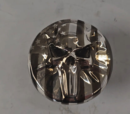 3D skull and flag on Harley touring fuel cap
