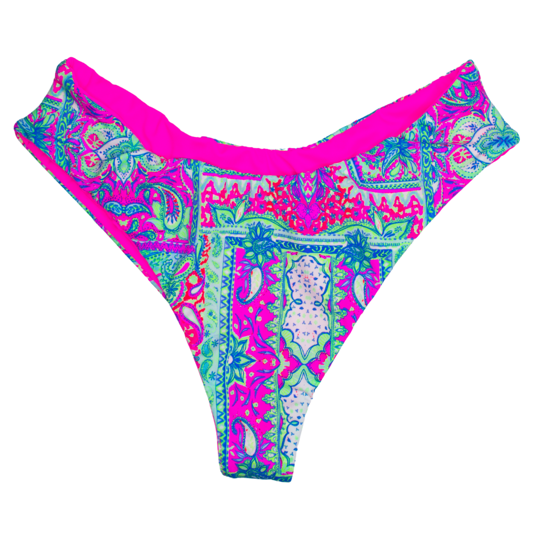 Pitaya & Tropical Mosaic OASIS Bottom