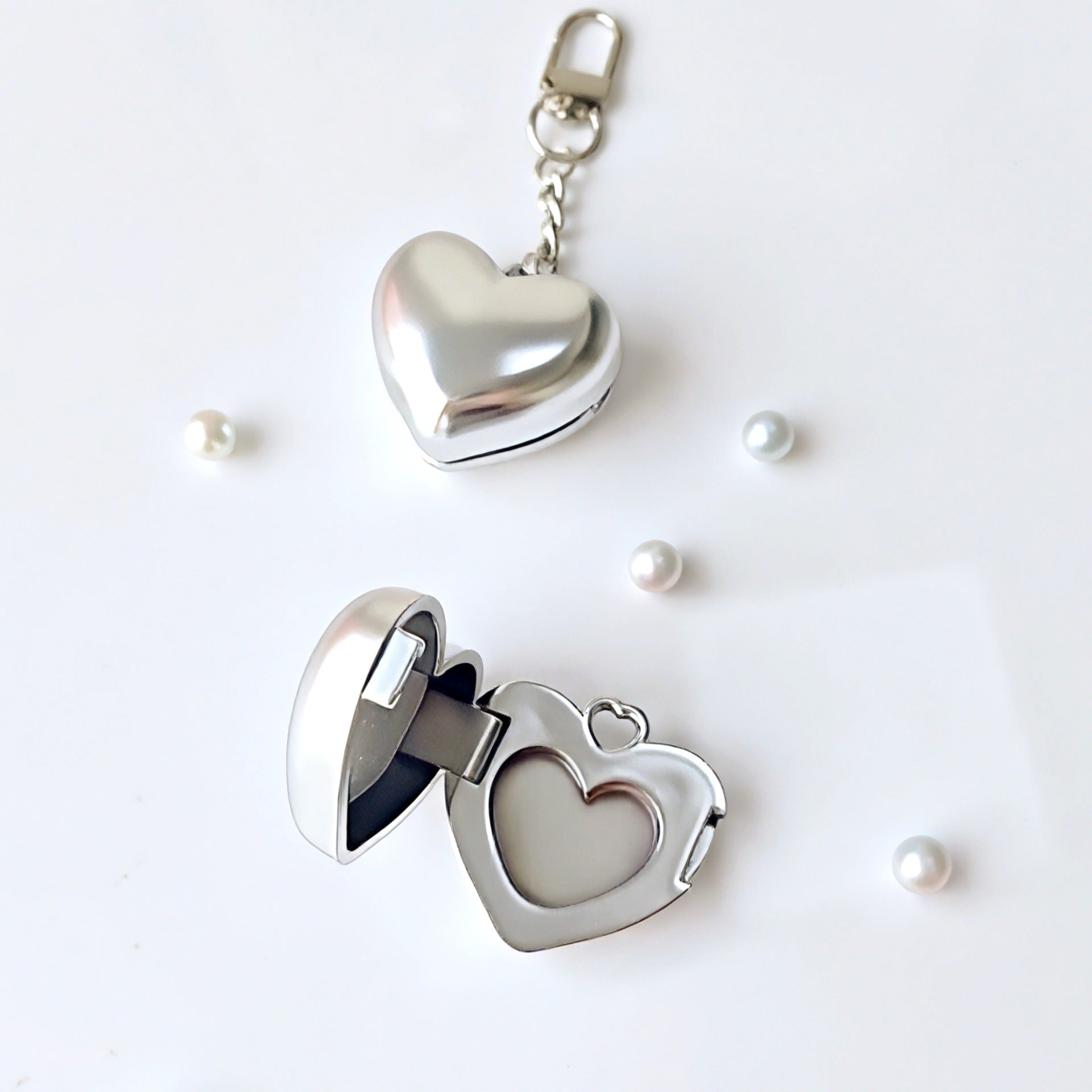 Makeup Blue White Heart Shape Key Chain New