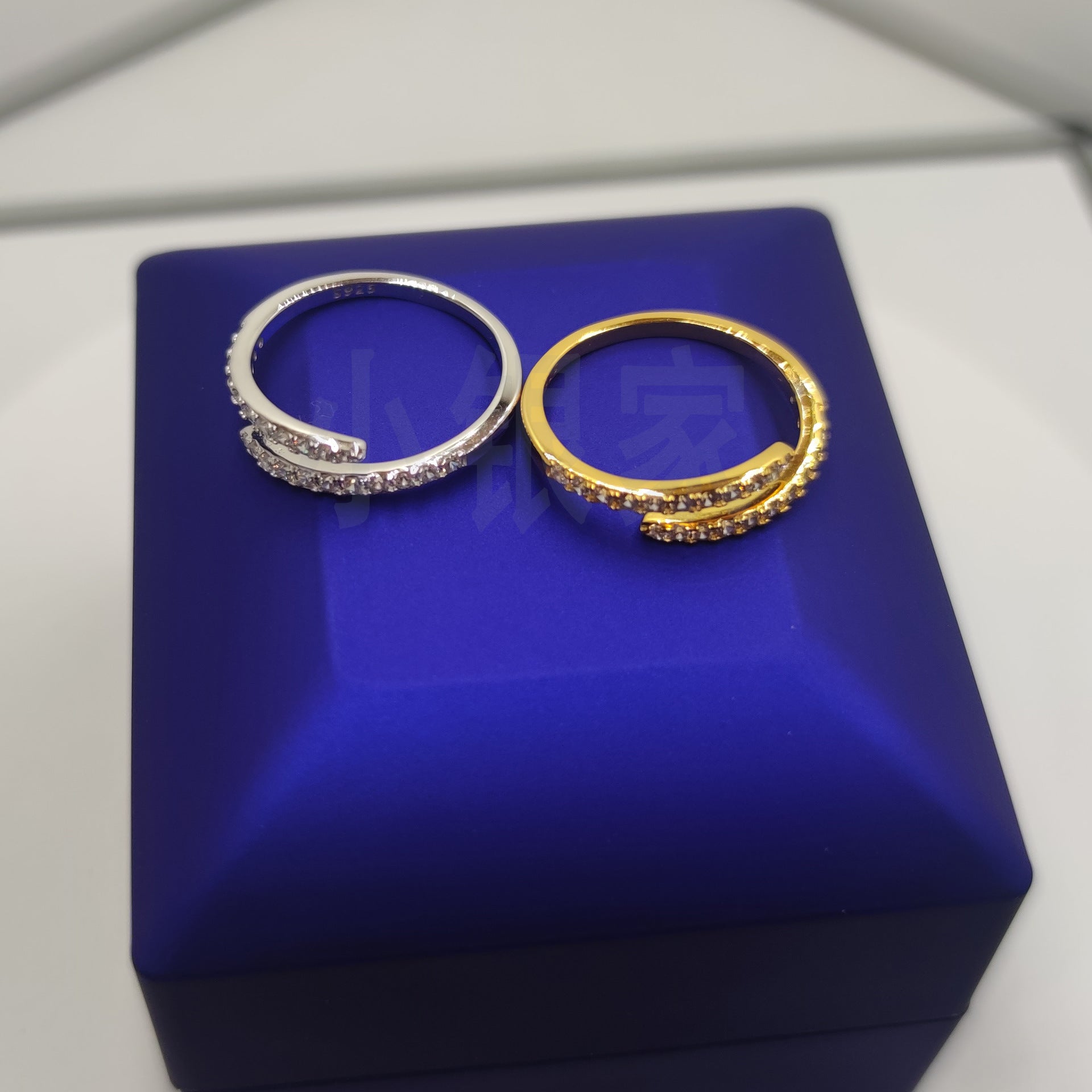 Silver S925 Diamond Moissanite Twisted Ring