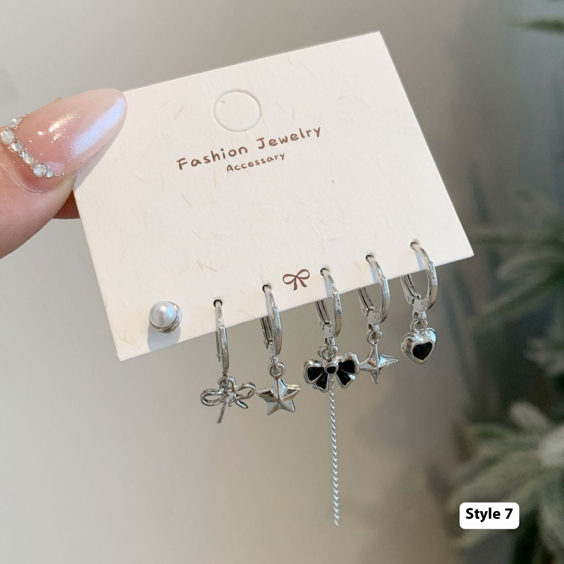 Minimalist Personality Love Butterfly Ear Clip Suit Female